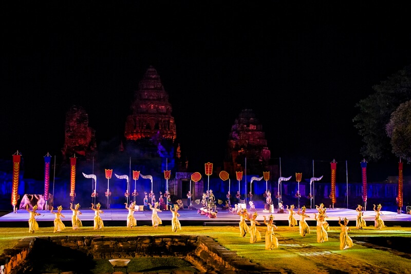 披邁節和划船比賽 (Phimai Festival and Boat Race)